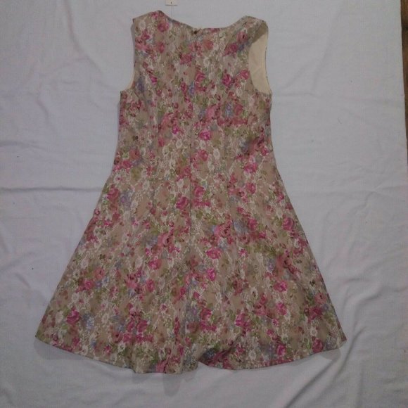 Francesca's Medium Natalia Floral Lace Dress - Picture 9 of 11